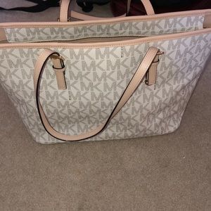 Authentic Michael Kors Blush Pink Purse